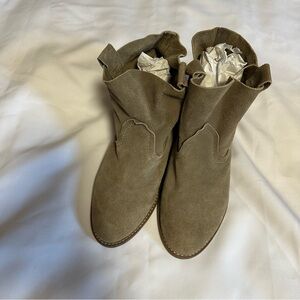 Carlos Santana Tan Ankle Boots